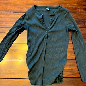 Maternity top. Deep green